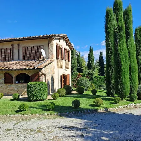Podere San Galgano Διαμέρισμα *